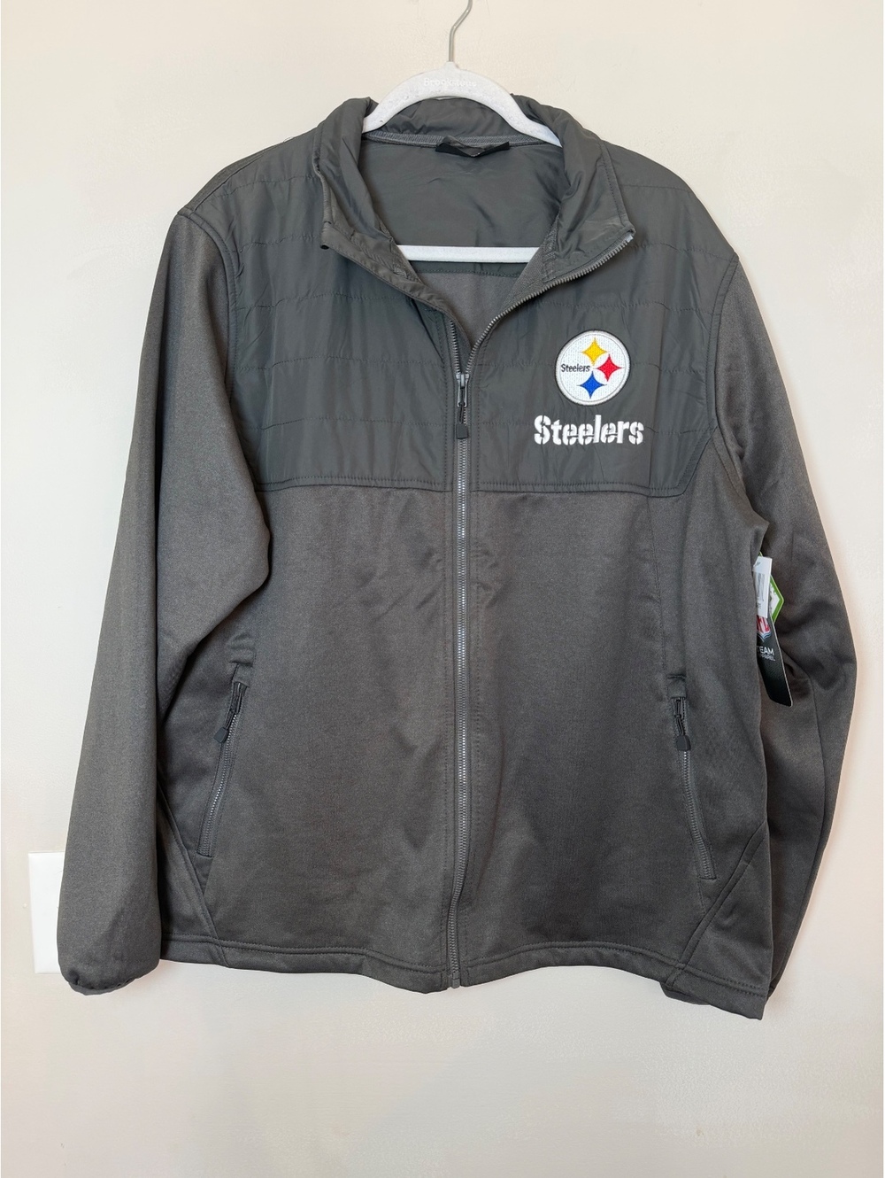 Dunbrooke Men's Pittsburgh Steelers Explorer Tech Full-Zip Jacket. NWT. Large